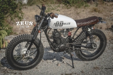 SUZUKI GD110 SCRAMBLER : The Ray of Cracy by Zeus 