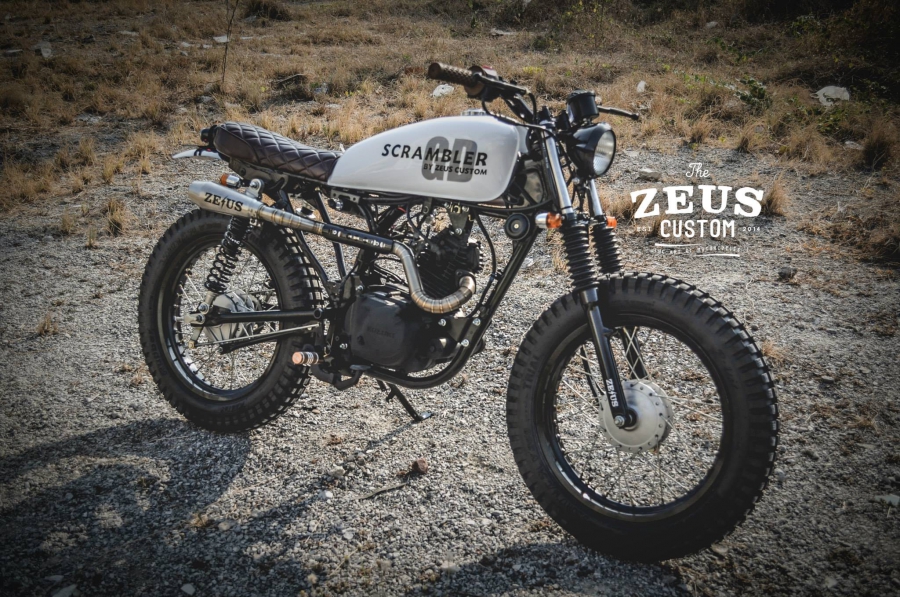 SUZUKI GD110 SCRAMBLER : The Ray of Cracy by Zeus 