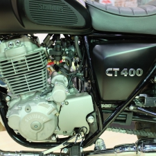 CT400 VS SR400