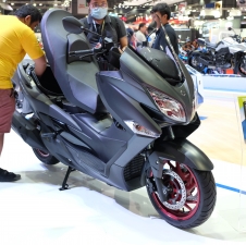 Suzuki Burgman 400